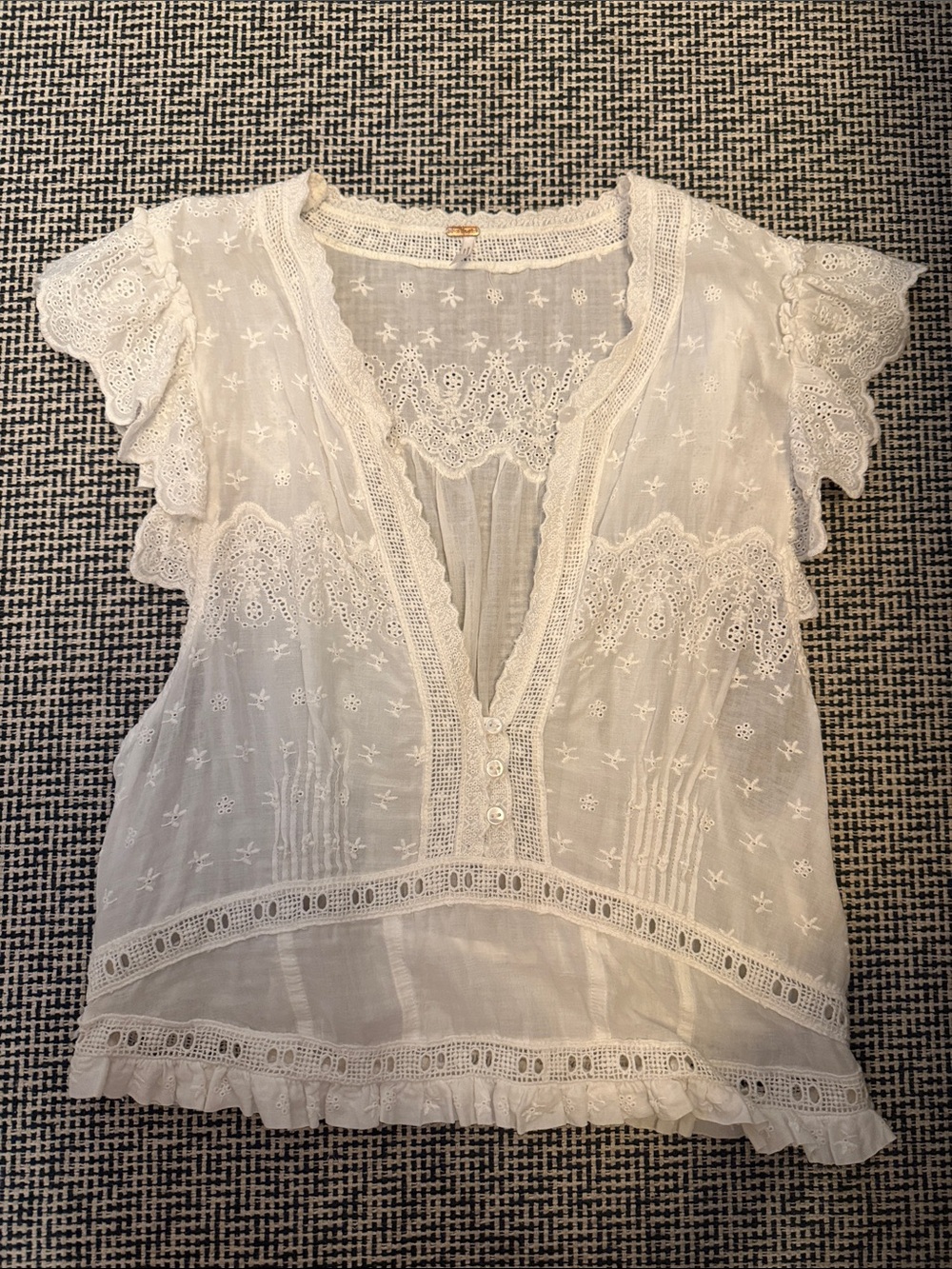 Free People White Eyelet Lace V‑Neck Blouse